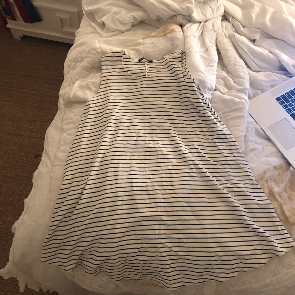 Brandy Melville sun dress